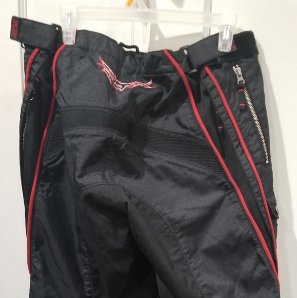 Hart - Picture 6 of 8